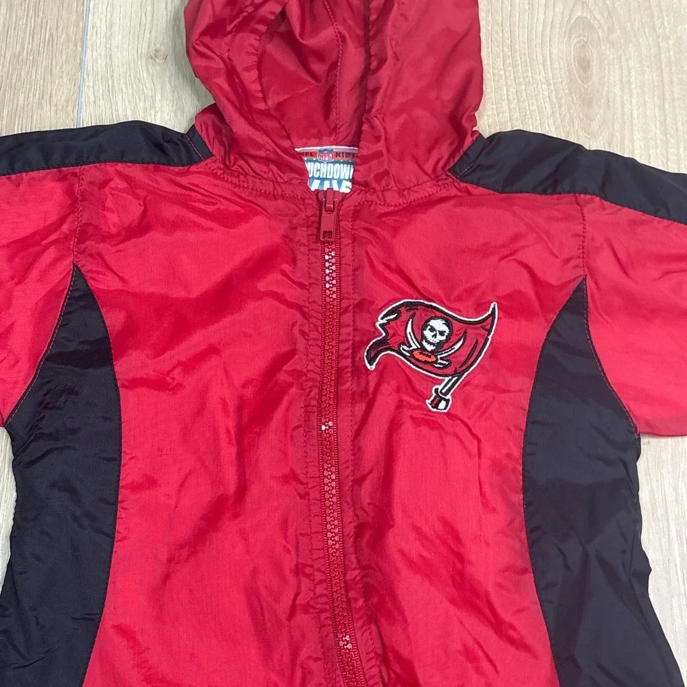 Tampa Bay Buccaneers Red Black Hooded Jumpsuit Romper Vintage NFL Infant 6/9M